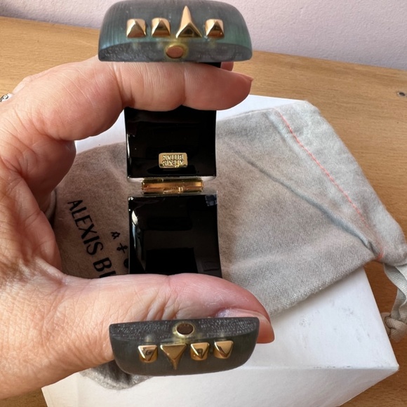 ALEXIS BITTAR GREEN GOLD STUDS WIDE BANGLE CUFF BRACELET BRAND NEW SAKS FIFTH AV - Picture 7 of 16